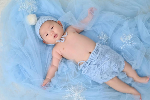 黔东三岁宝宝肚子大